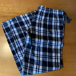 Aero Women’s Flannel Pajama Pants